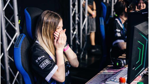   LEVEL UP setzt Zeichen für mehr Sichtbarkeit von Frauen im eSports. © LEVEL UP / Lina Jakobi